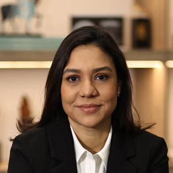 Luciana Ferreira Luciana Ferreira